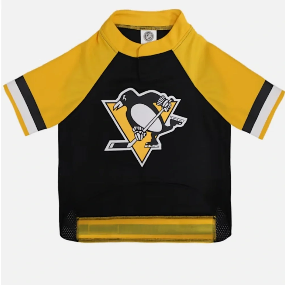 Like new NHL Penguins dog jerzee 00